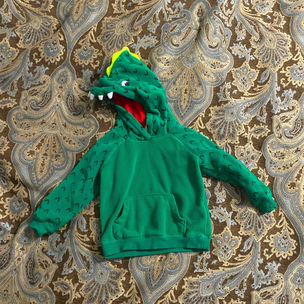 Carter’s dragon fleece 24months
